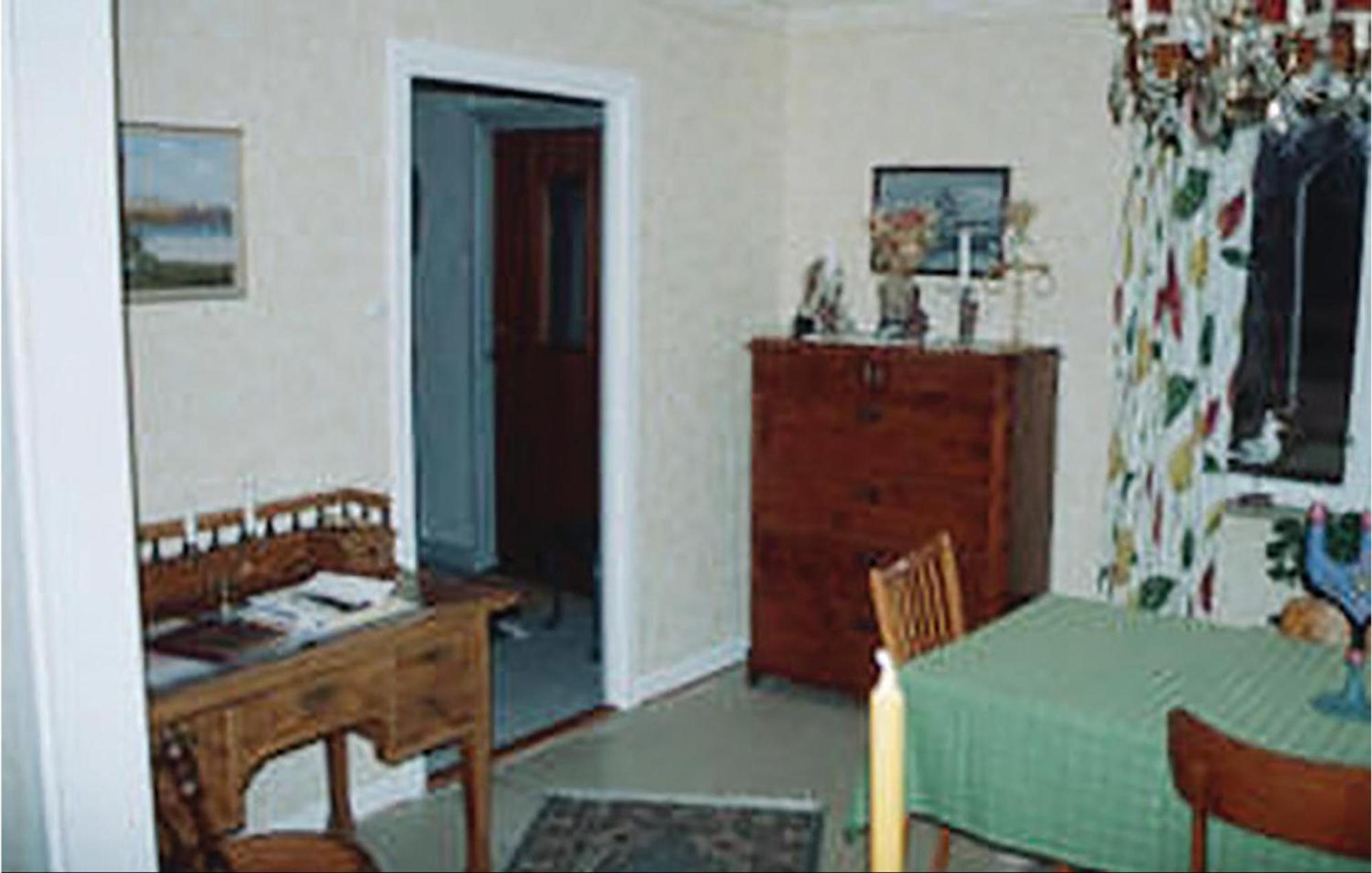 3 Bedroom Amazing Home In Lnsboda Falsehult Bagian luar foto